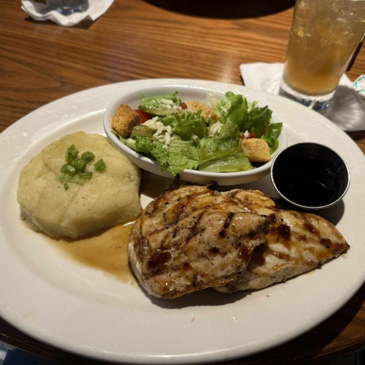 FRIDAYS SIGNATURE WHISKEY-GLAZED CHICKEN