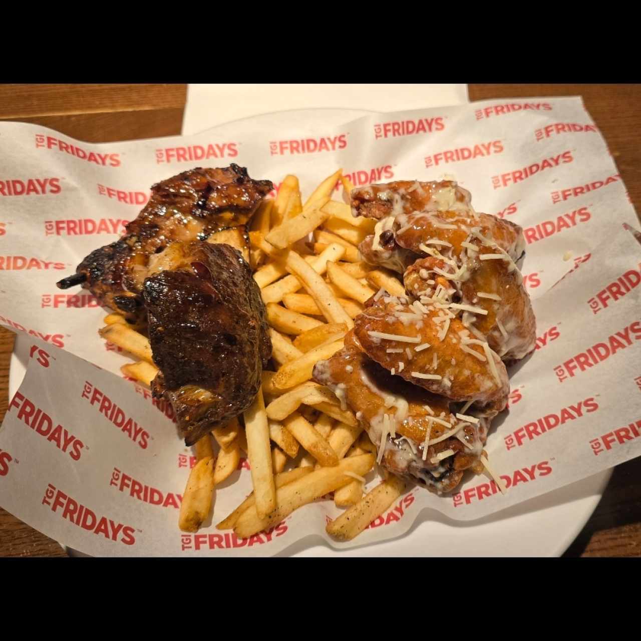 Fridays Famous - BUCKET OF BONES