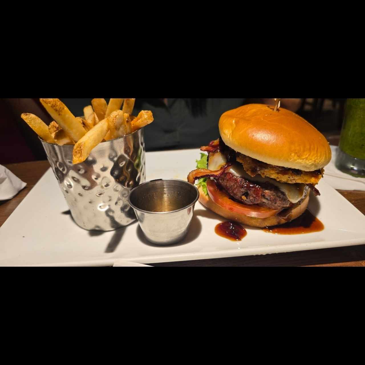 FRIDAYS SIGNATURE WHISKEY-GLAZED BURGER