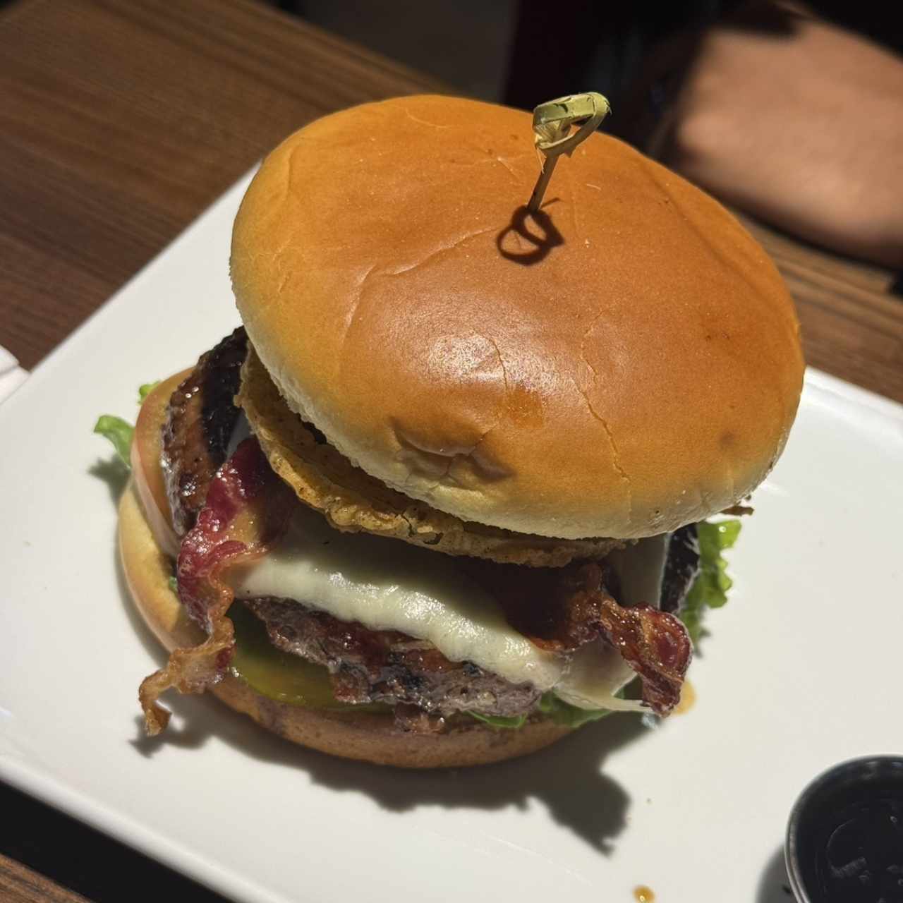 FRIDAYS SIGNATURE WHISKEY-GLAZED BURGER
