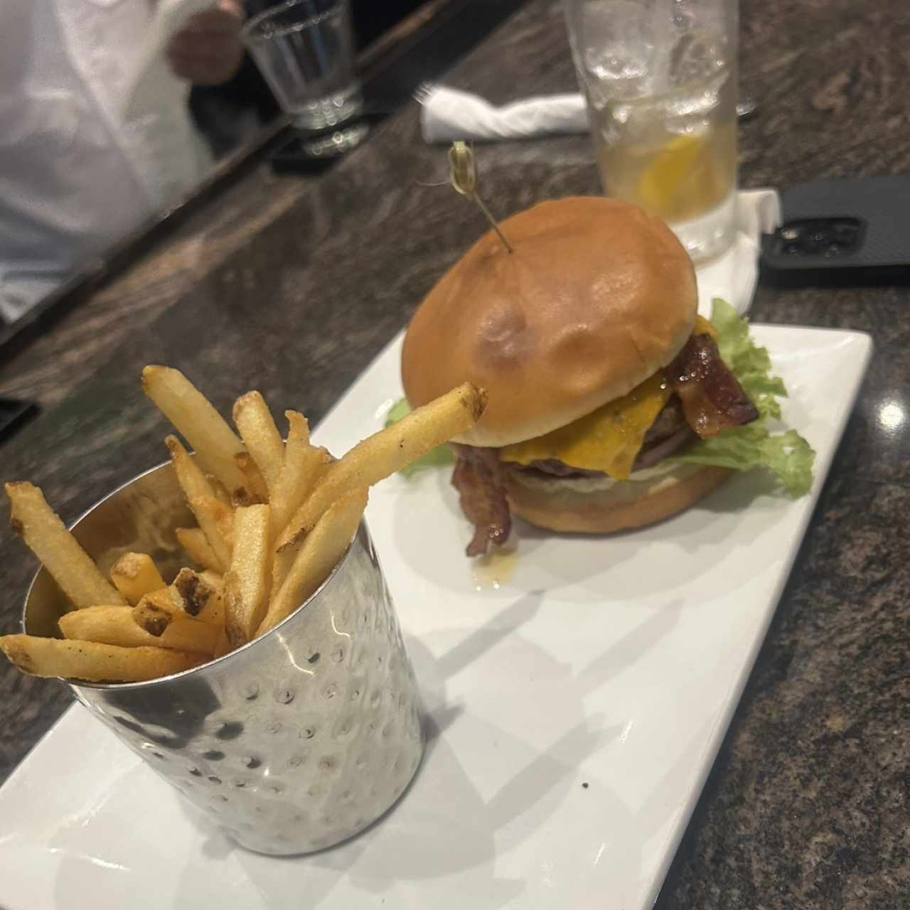 Burgers - BACON CHEESEBURGER