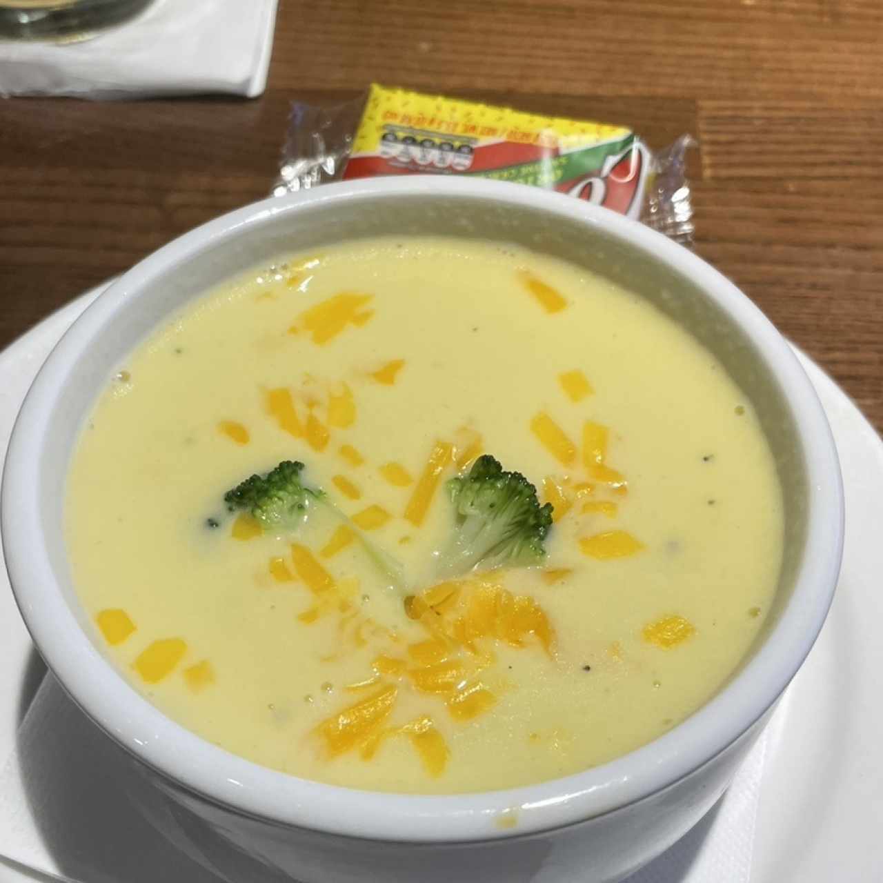 BROCCOLI CHEESE SOUP
