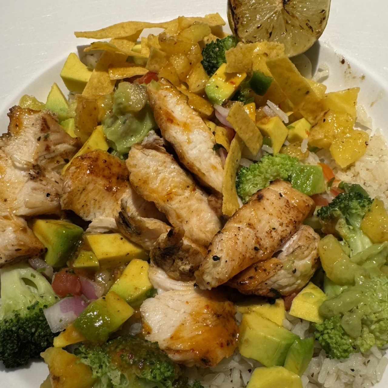 GRILLED SALMON MEXI BOWL