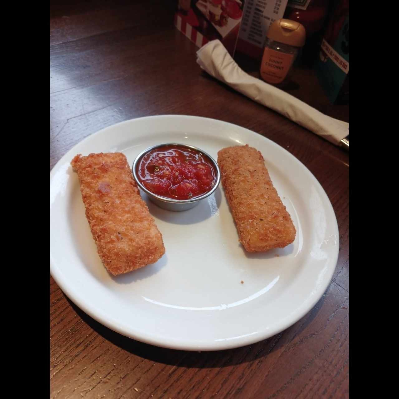Appetizers - FRIED MOZZARELLA