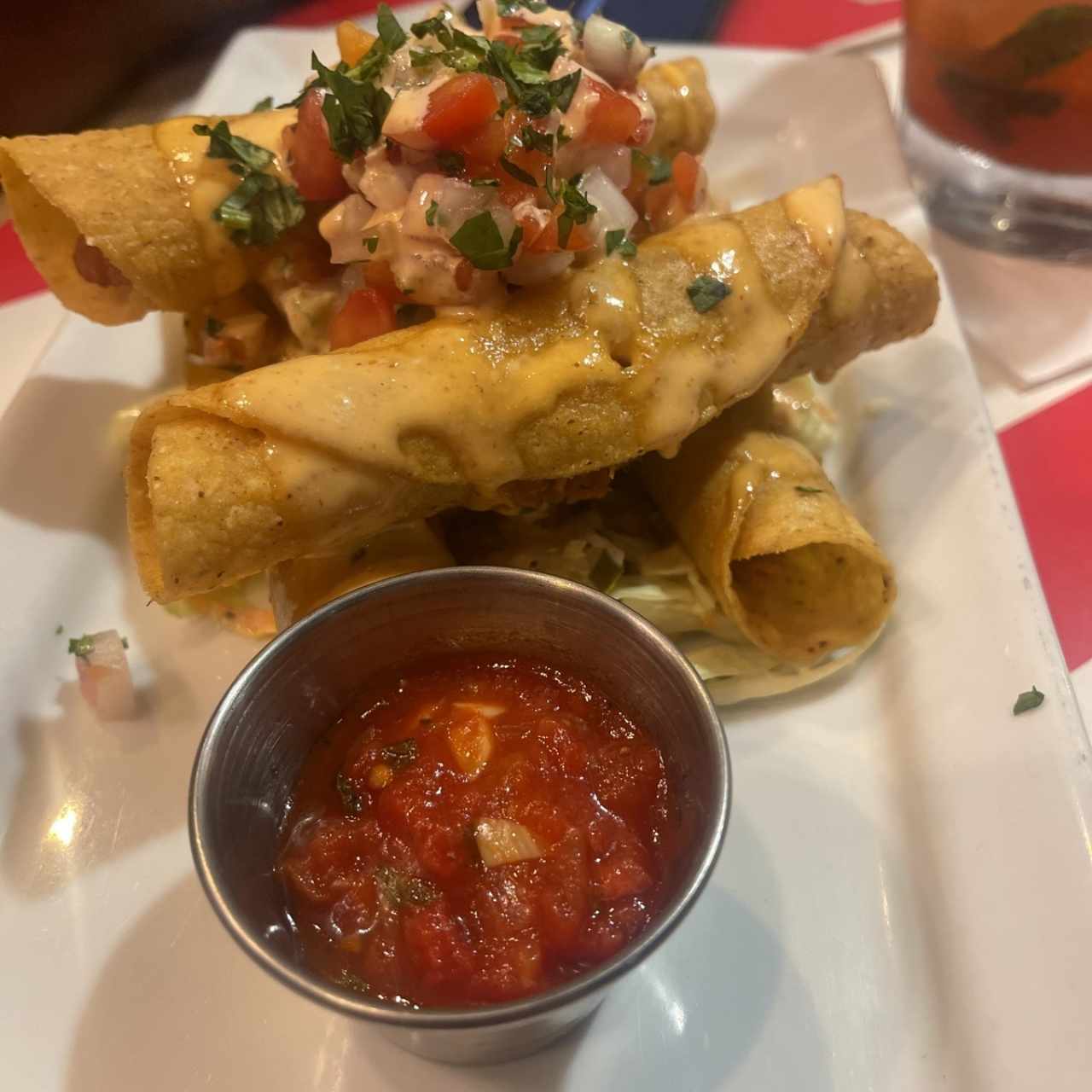 Taquitos de pollo