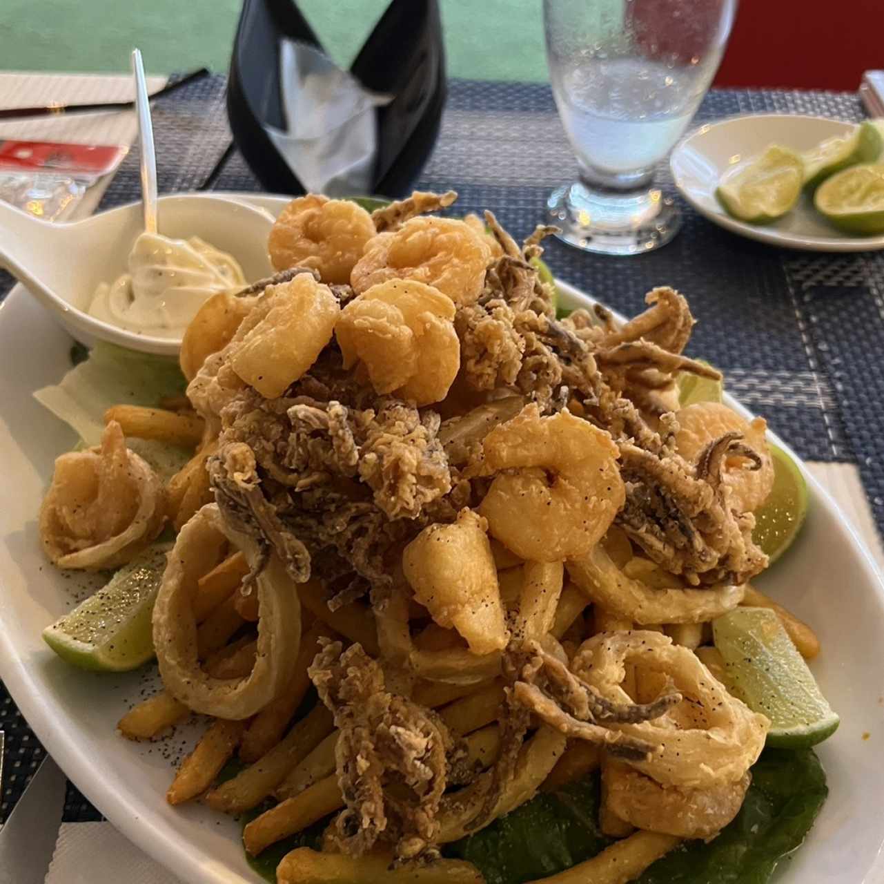 Frito Mixto Calamar y Camarones