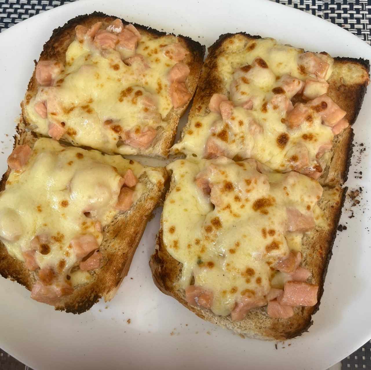 Entradas - Bruschetta Salmone