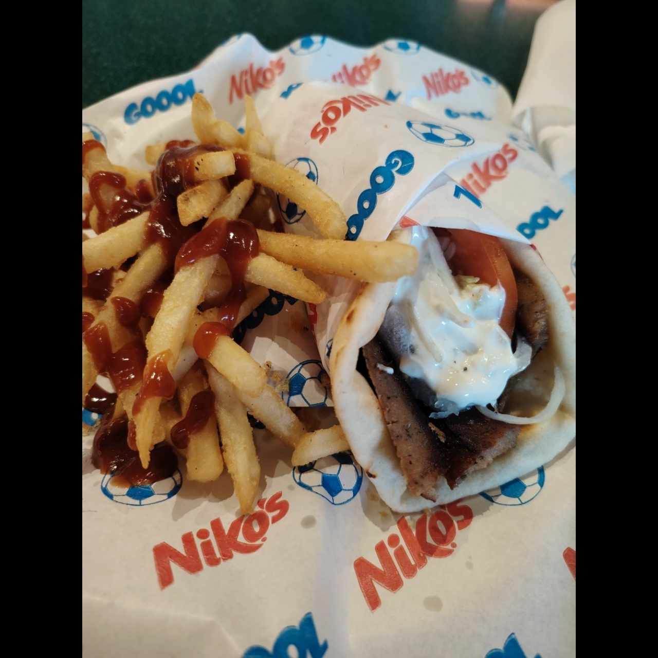 Combo - gyro original + acompañamiento + bebida
