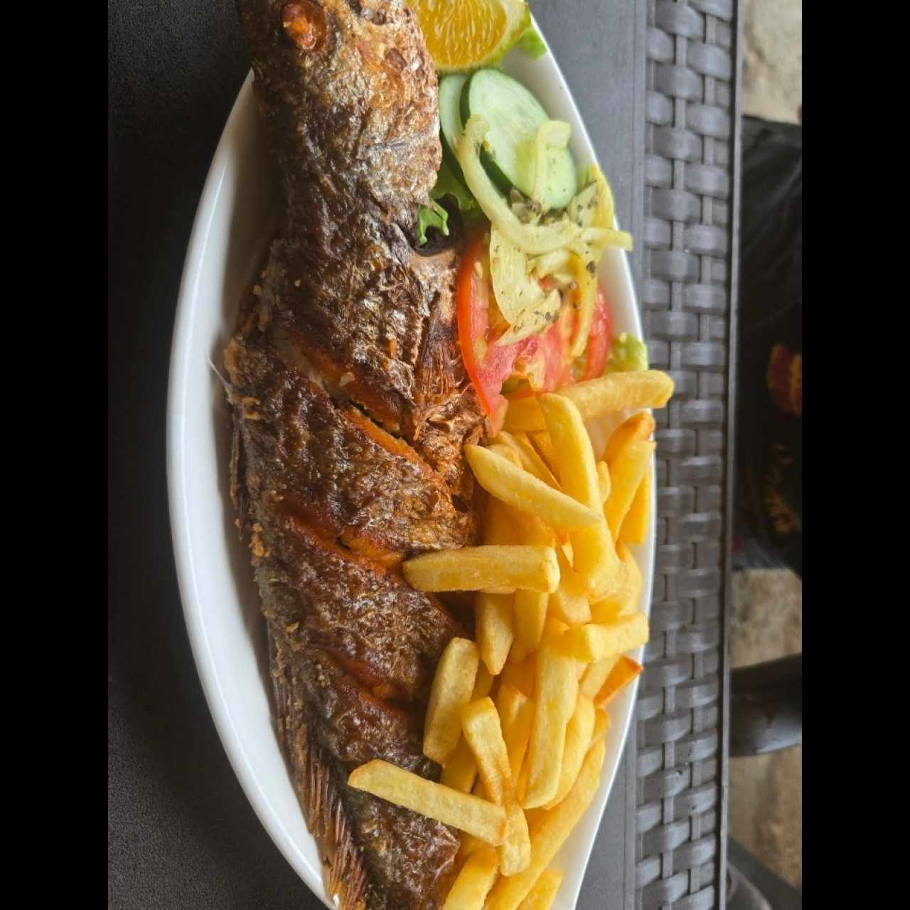 Mariscos - Pescado Frito