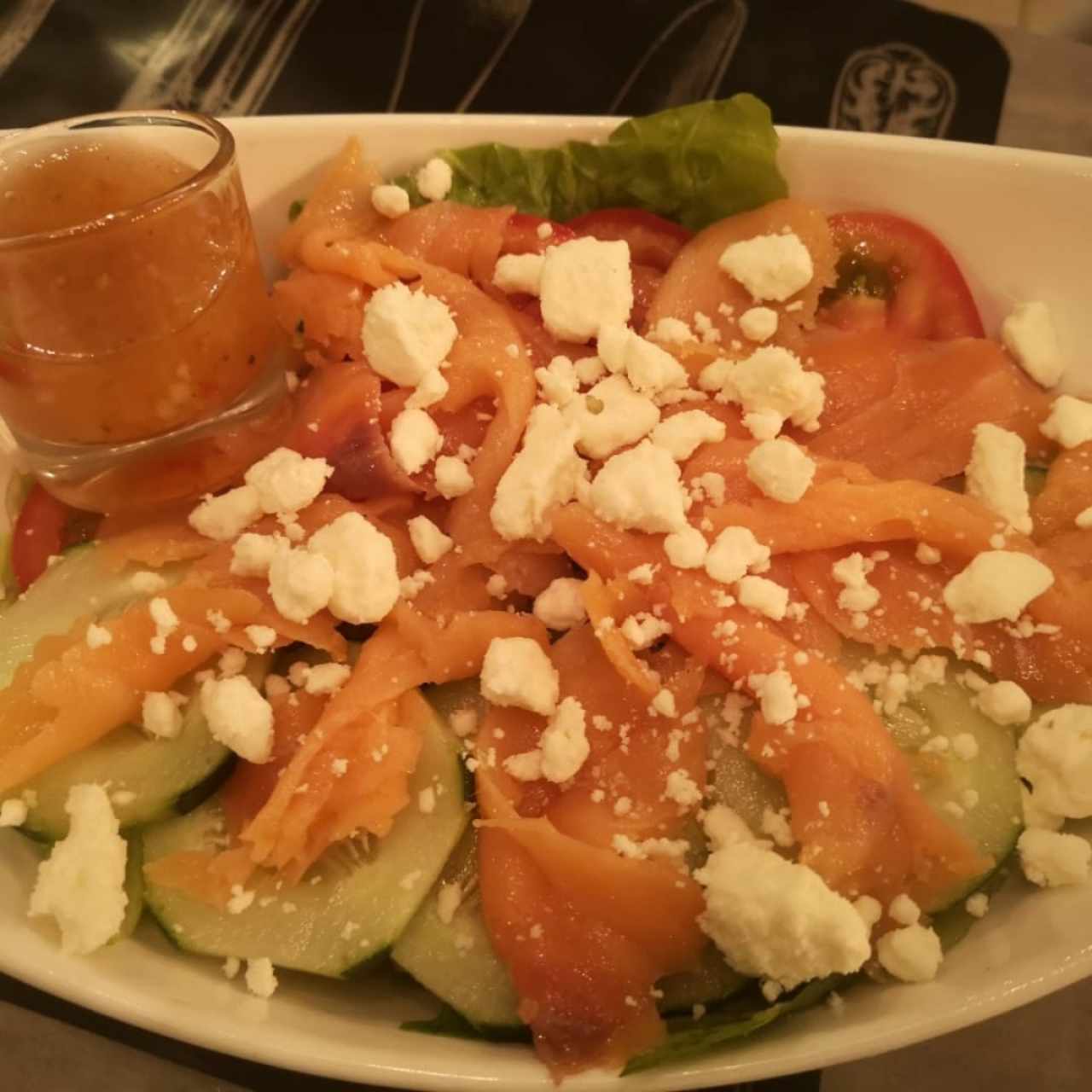 Ensalada de salmón ahumado