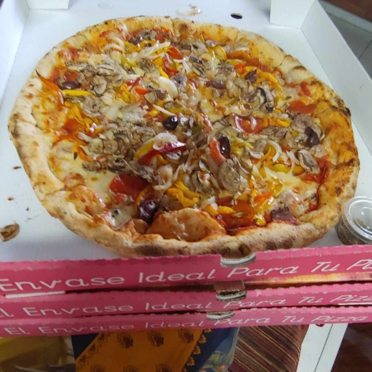 Pizzas Rojas - Combinación