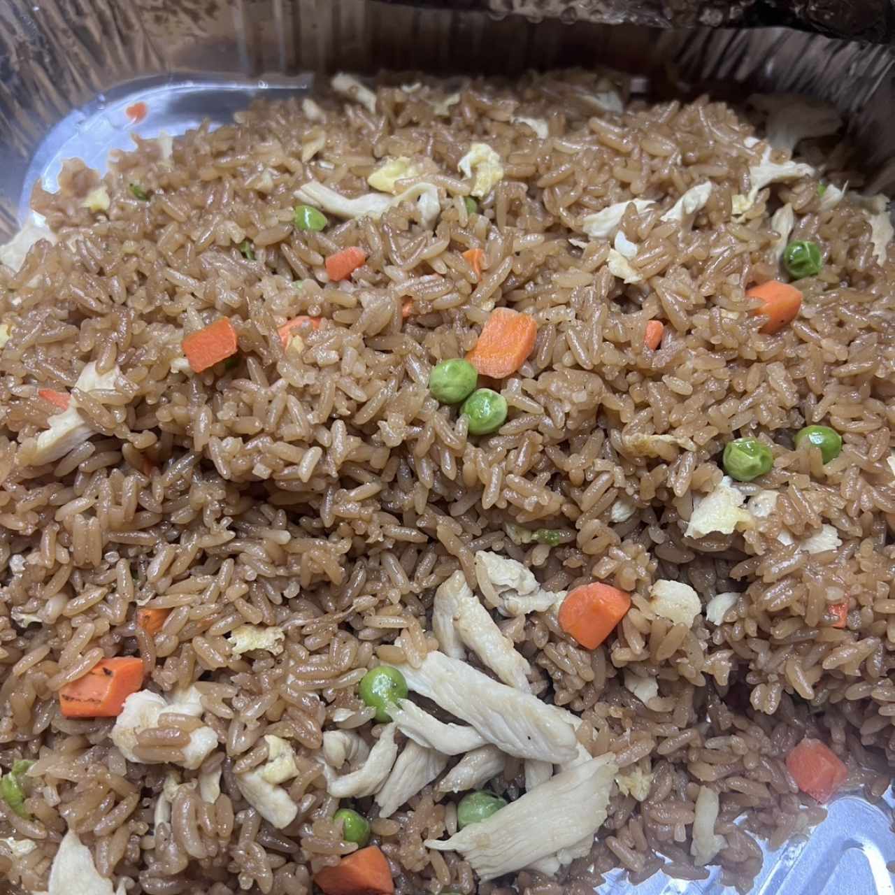 Arroz frito Pollo