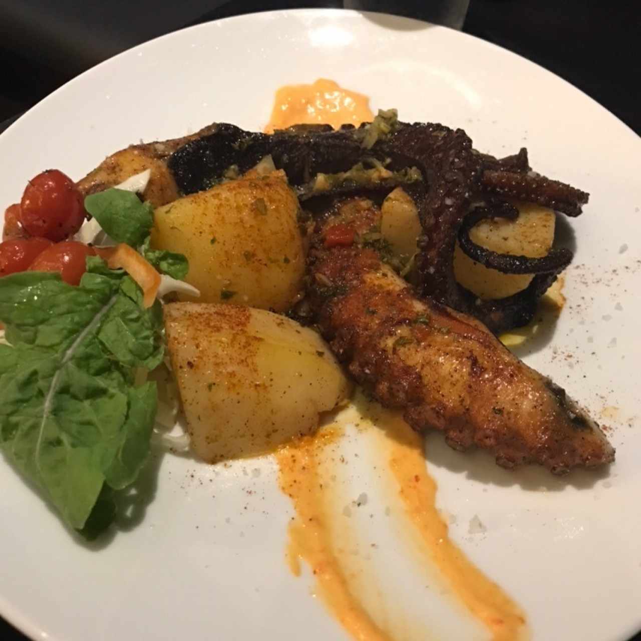 Entrantes calientes - Pulpo al carbón