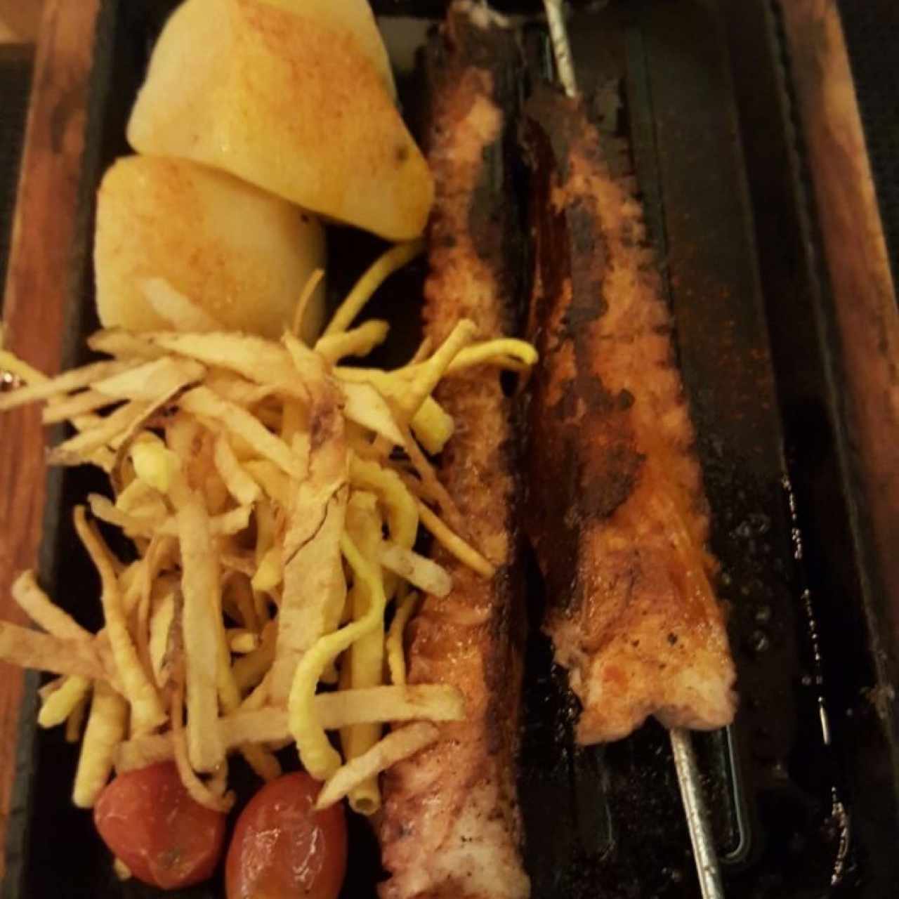 Entrantes calientes - Pulpo al carbón