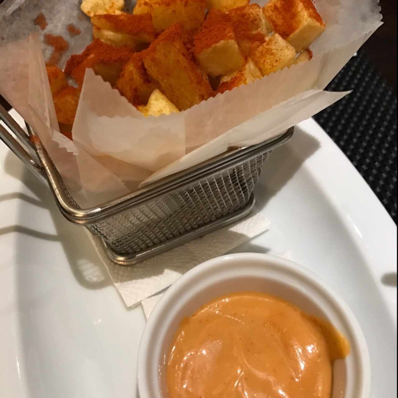 Papas bravas del chef