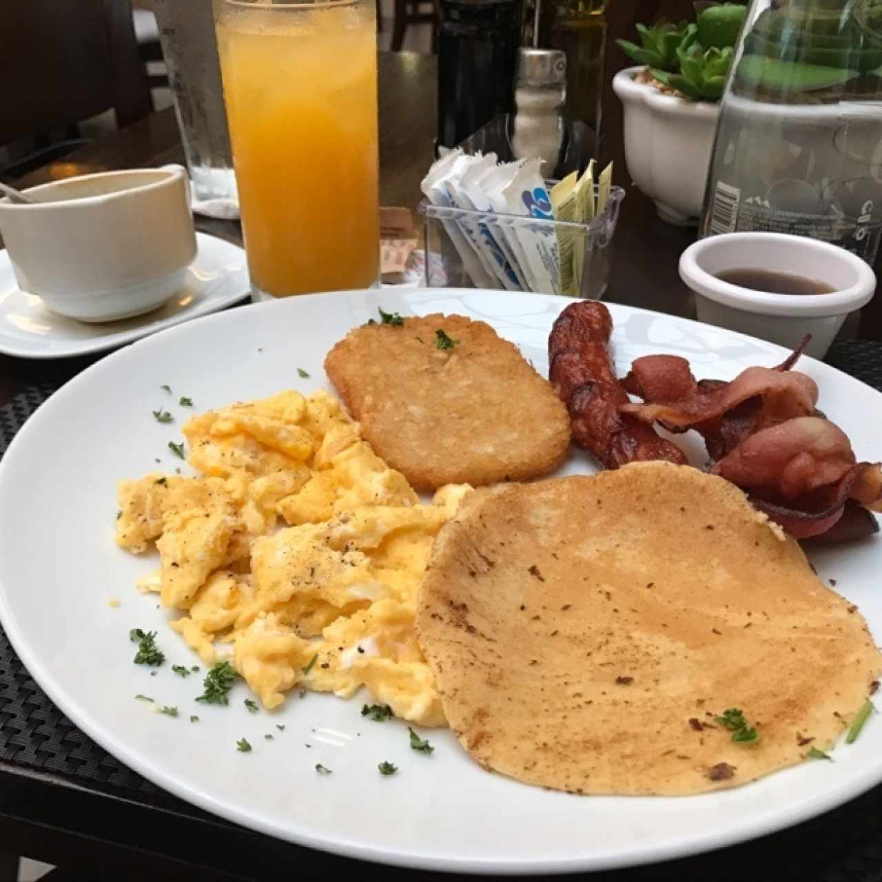 Nuestras combinaciones - Desayuno americano completo
