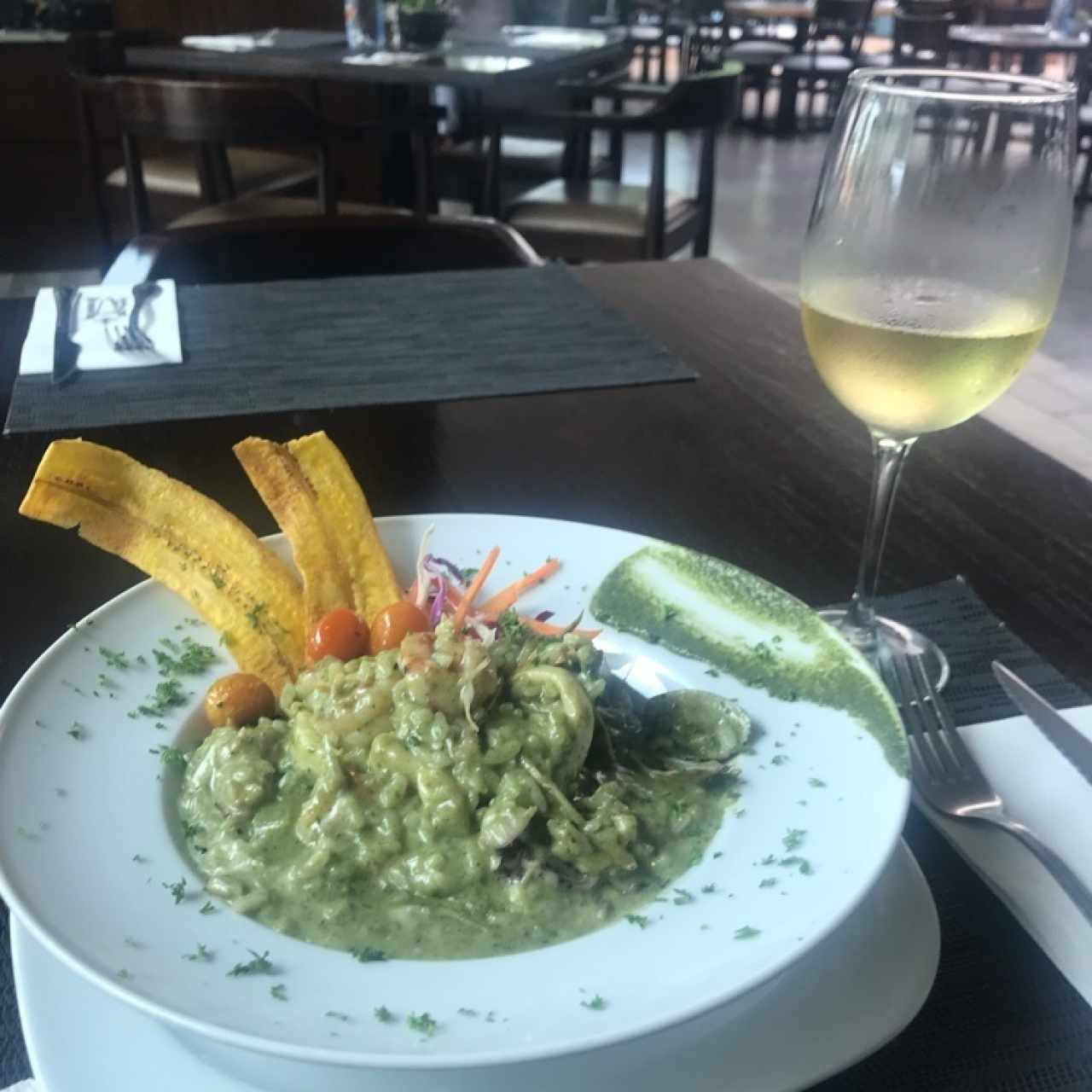 Risotto frutti di mare en salsa verde