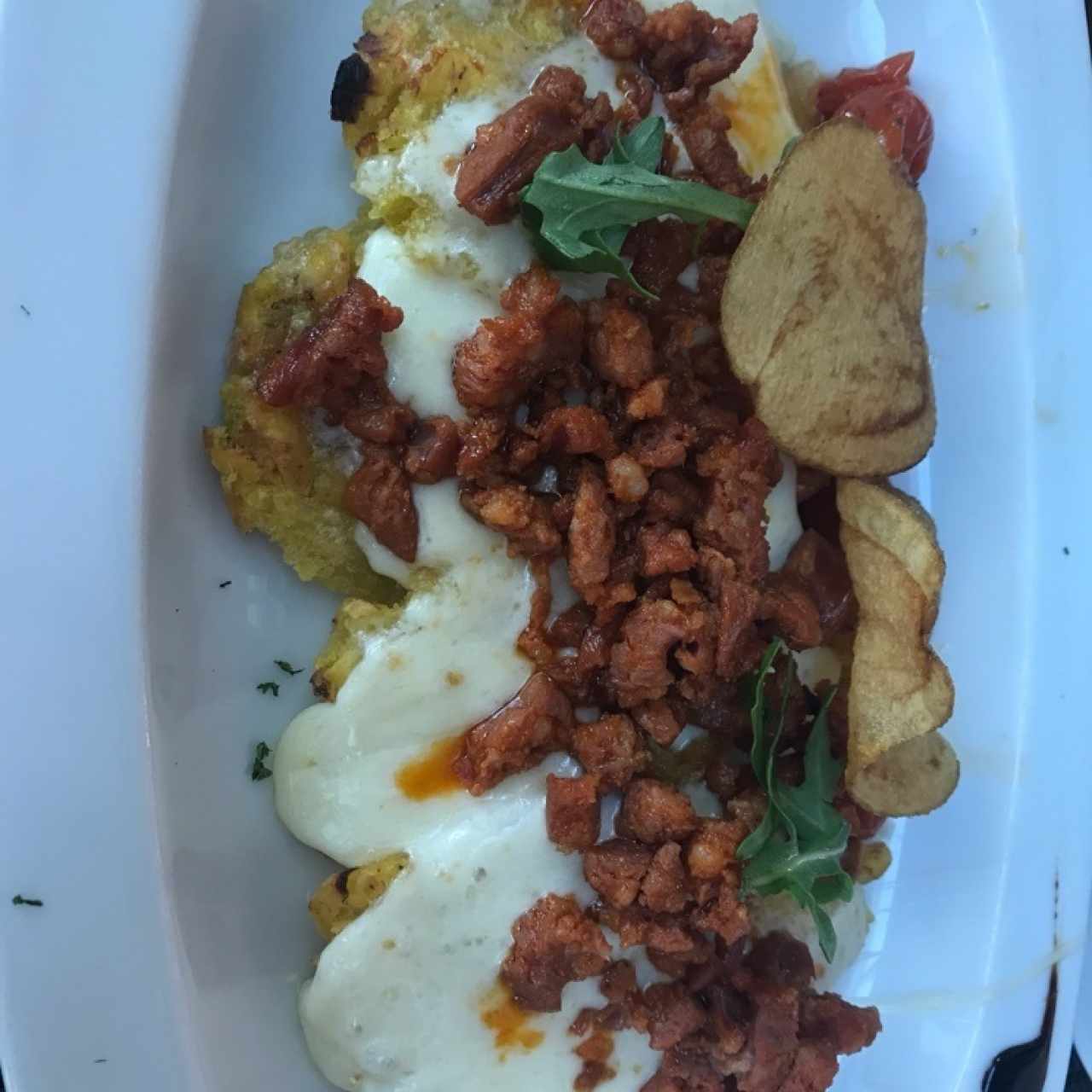 patacones con chorizo