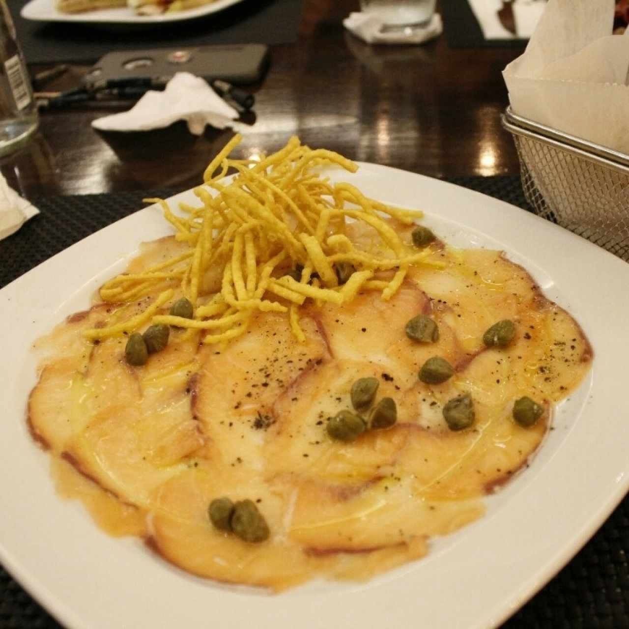 Entrantes fríos - Carpaccio de salmón