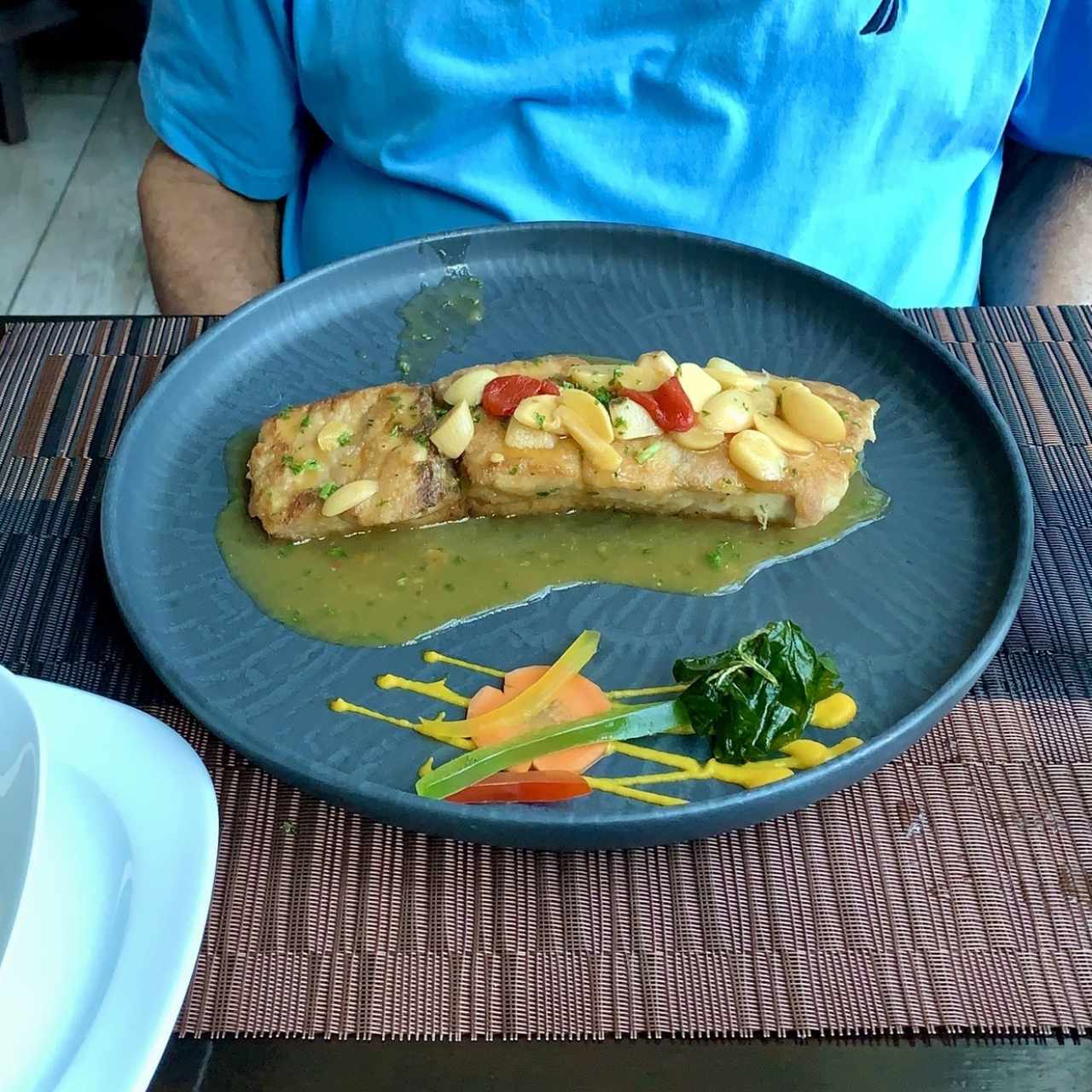 Mar - Corvina al ajillo