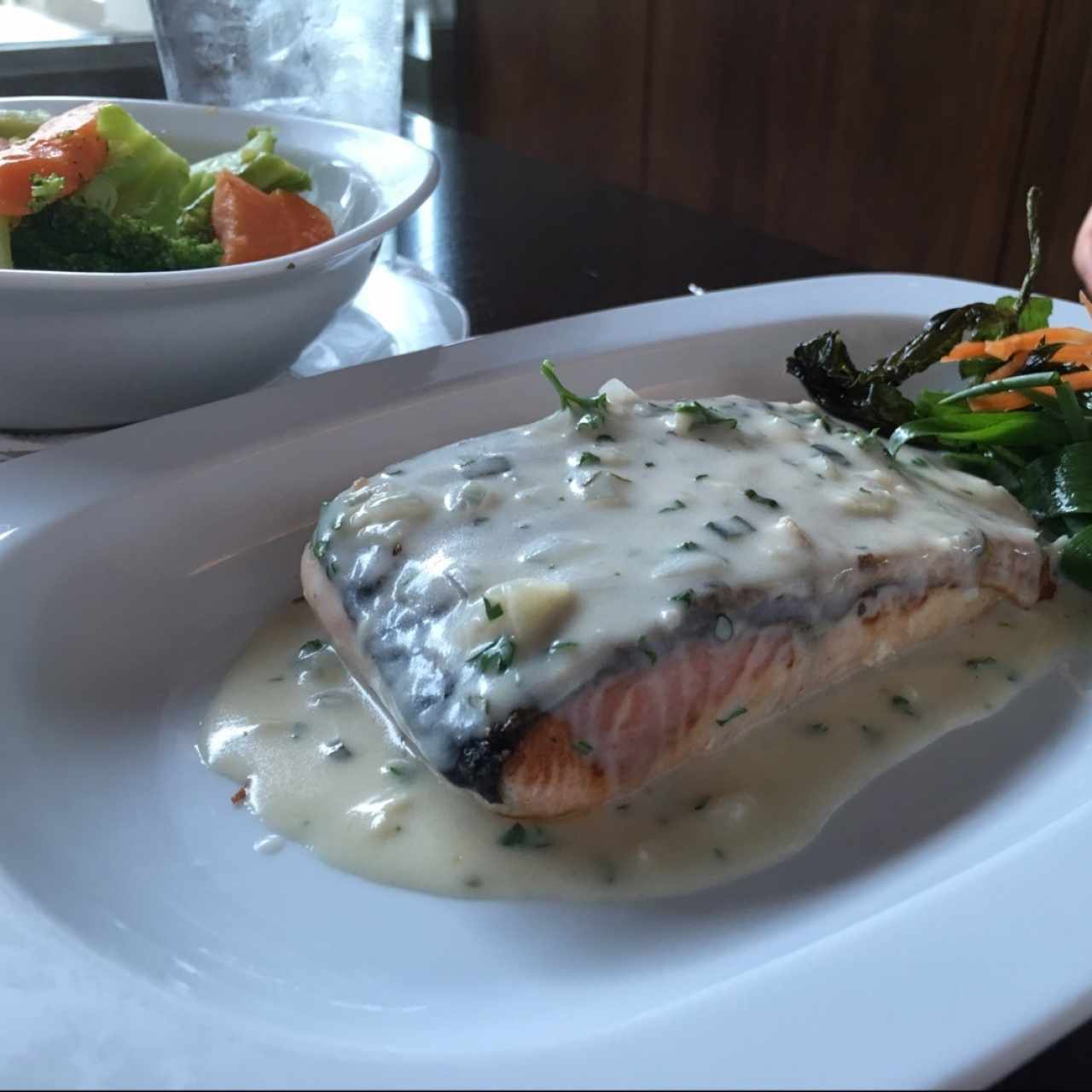 Salmón en veloutte