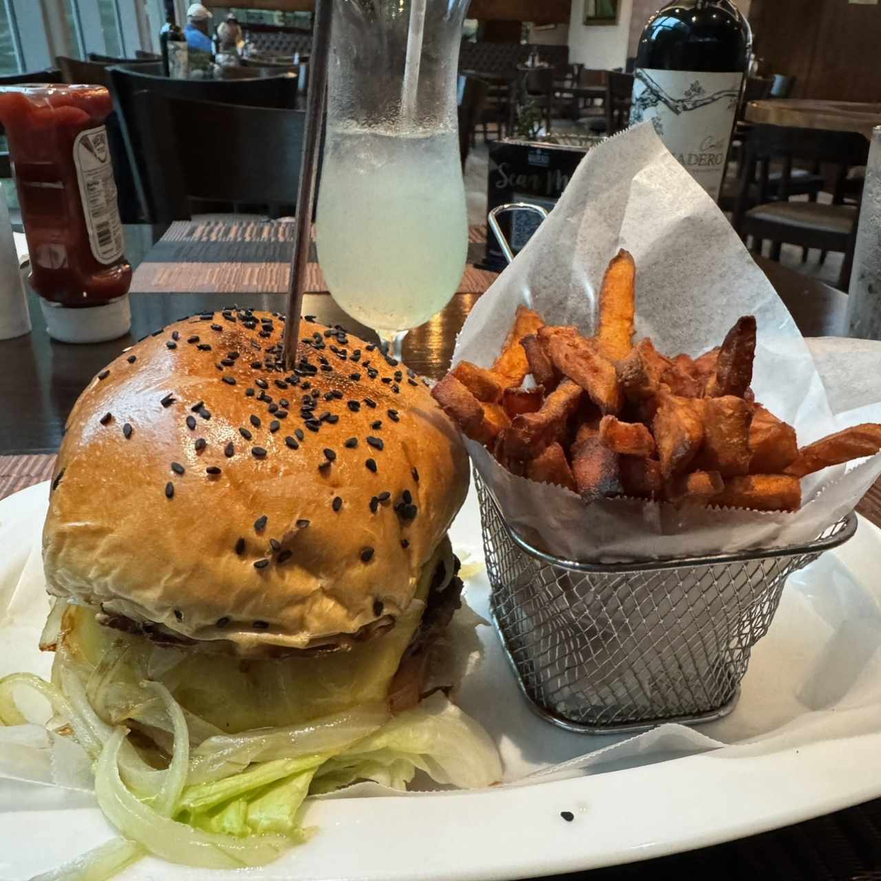 Hamburguesas - Nuestra Cheese Burger