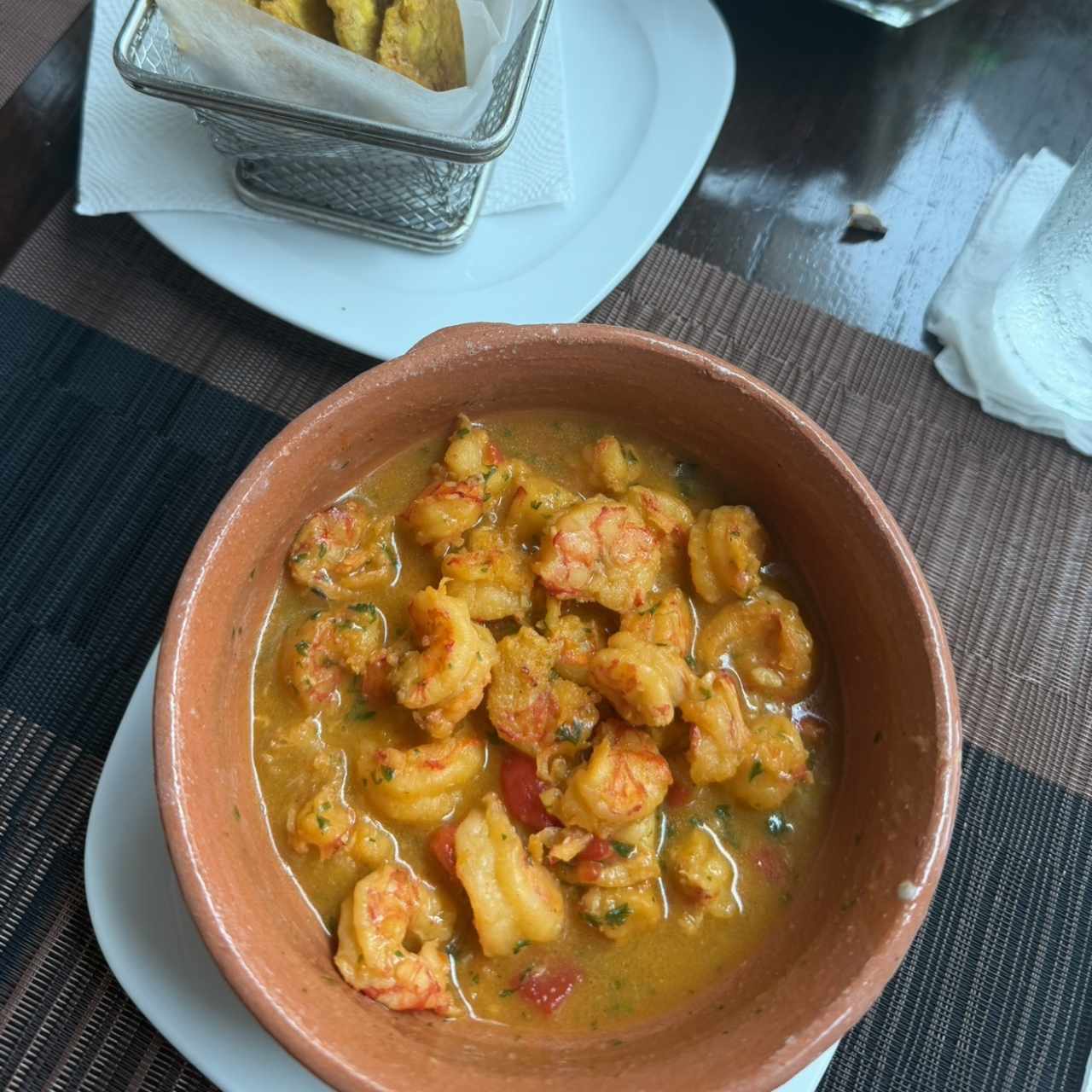 Entrantes calientes - Camarones al Ajillo