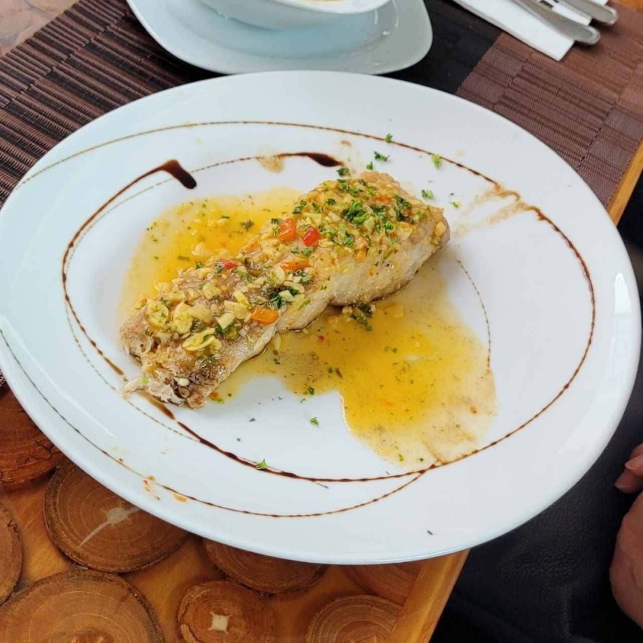 Mar - Corvina al ajillo
