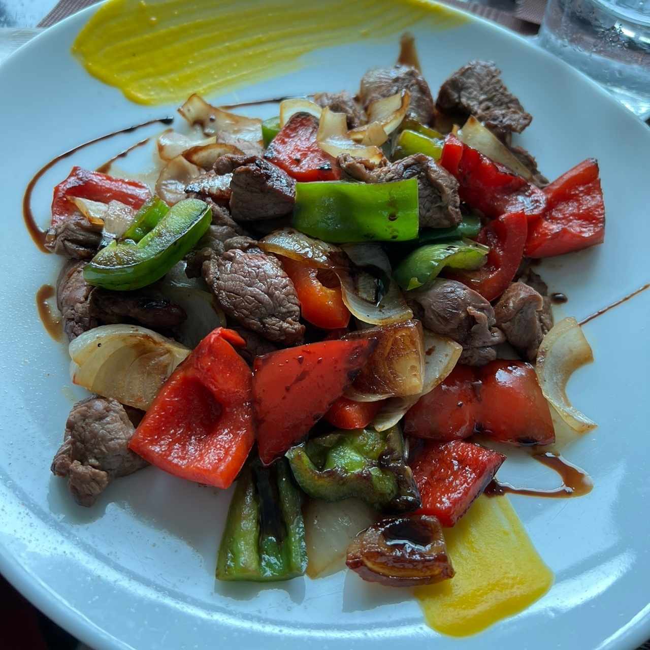 Filete de res troceado a la plancha