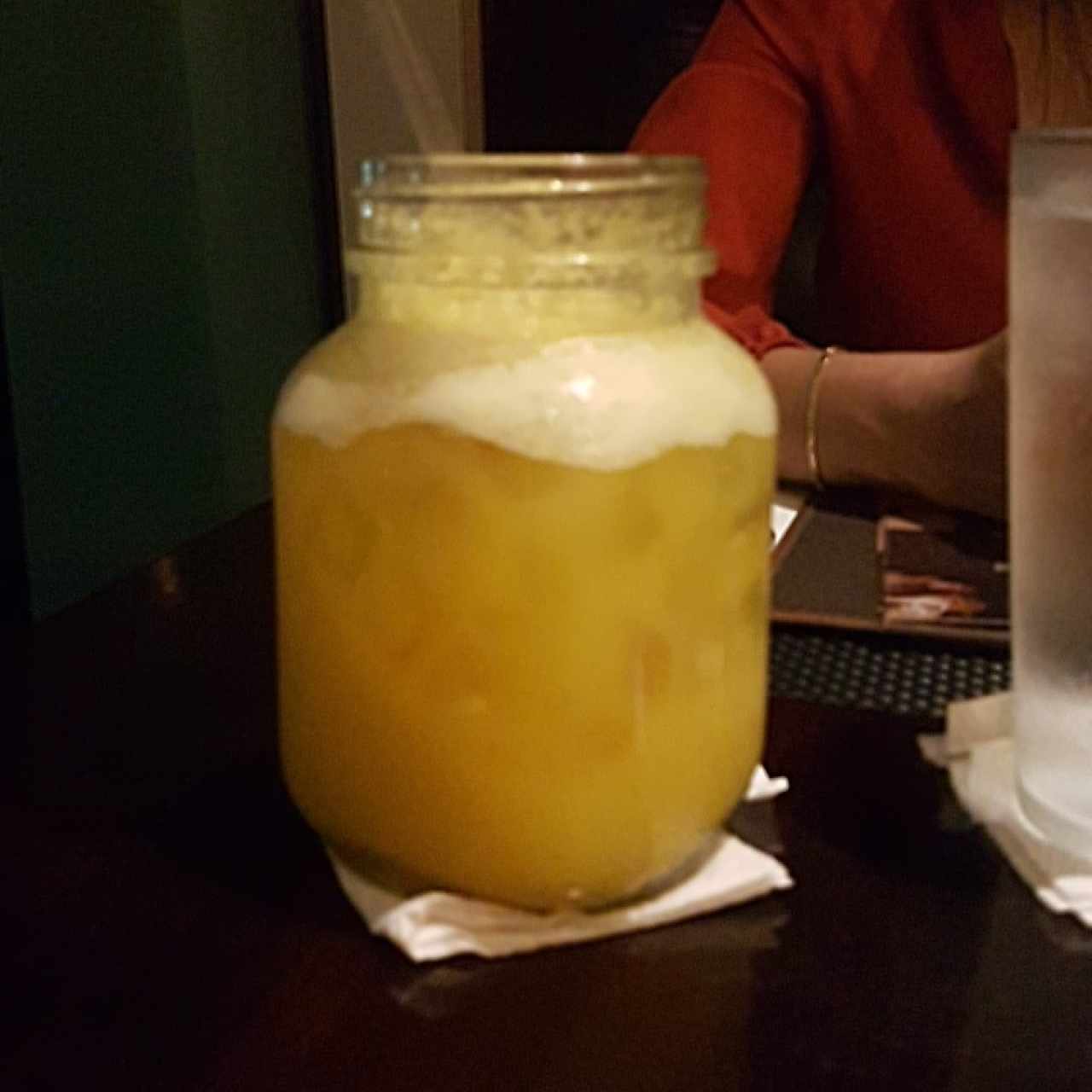jugó natural de piña