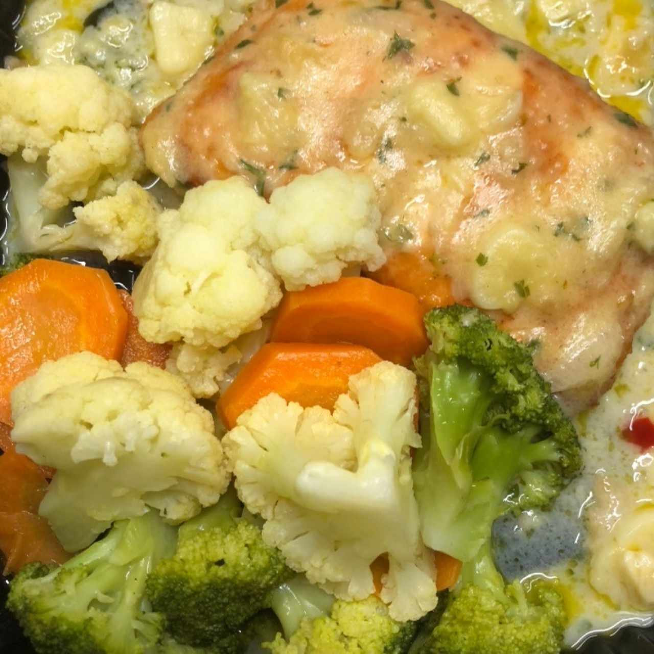 Mar - Salmón en veloutte