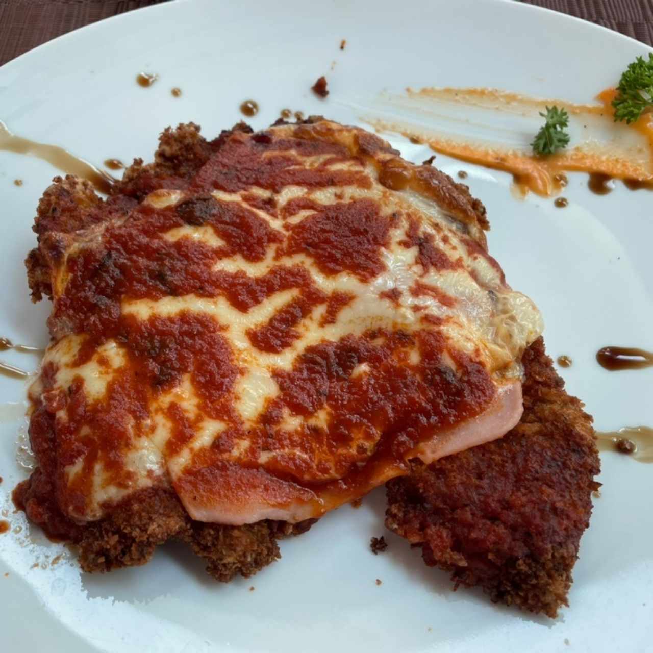 Milanesa de filete de res a la napolitana