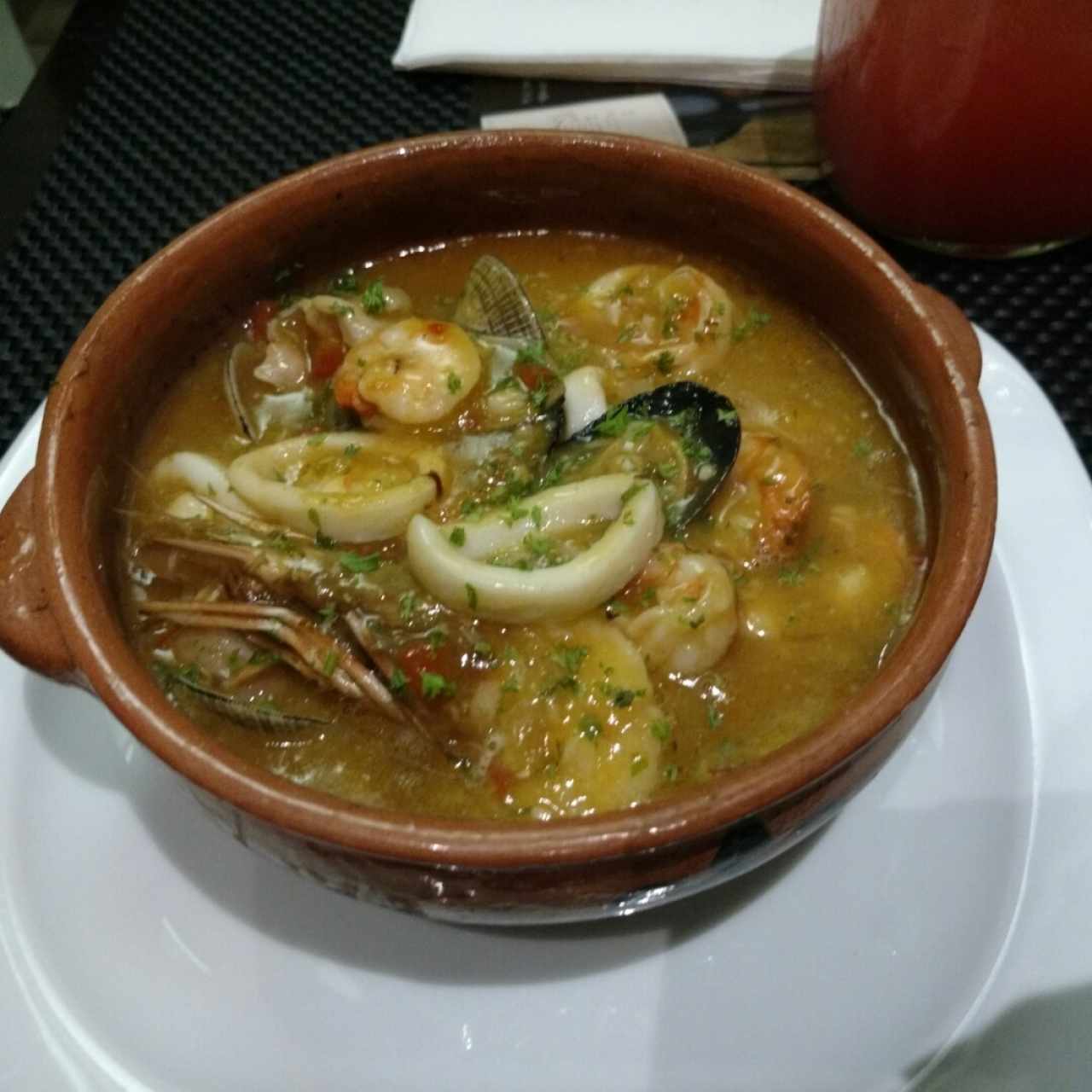 Mariscos al ajillo