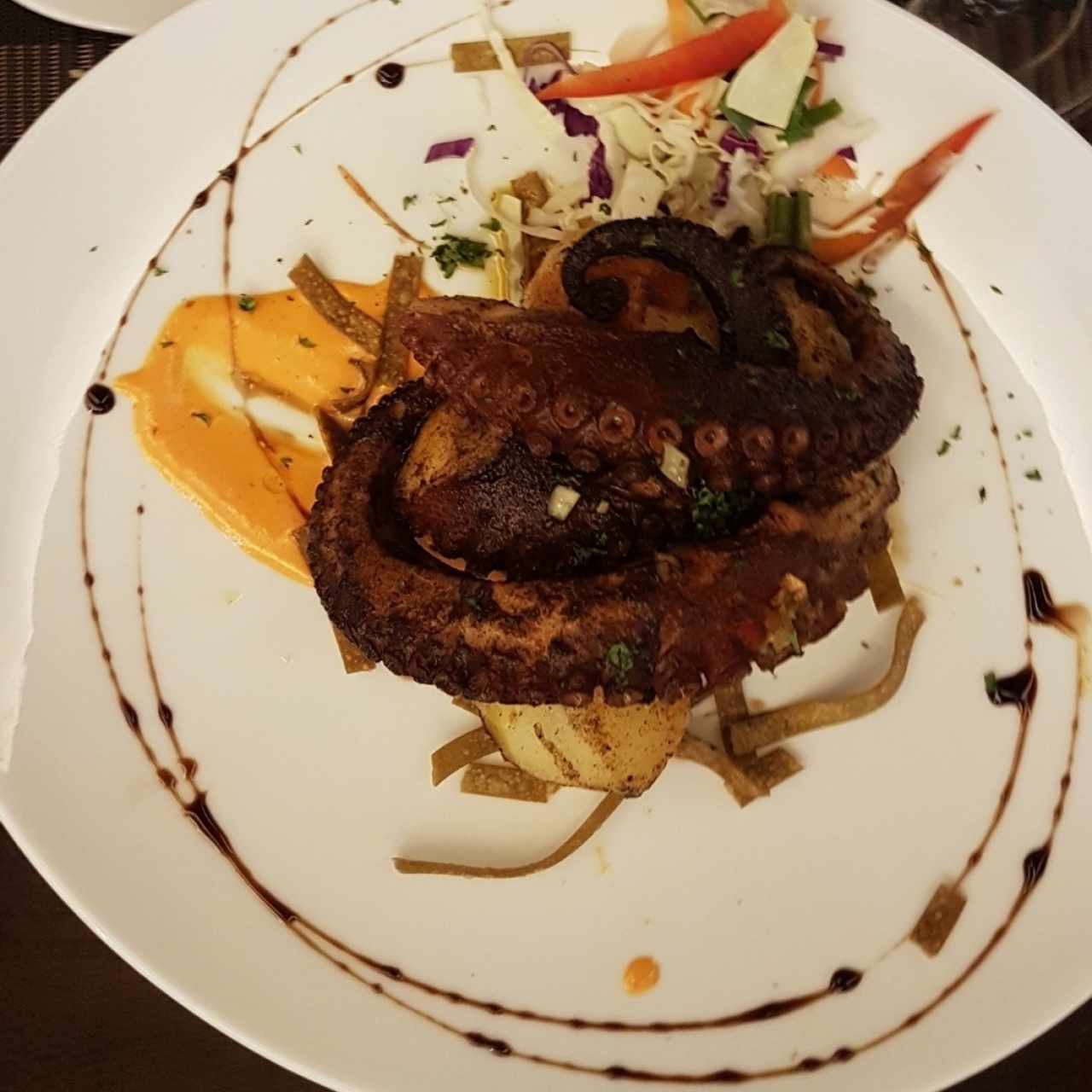 Entrantes calientes - Pulpo al carbón