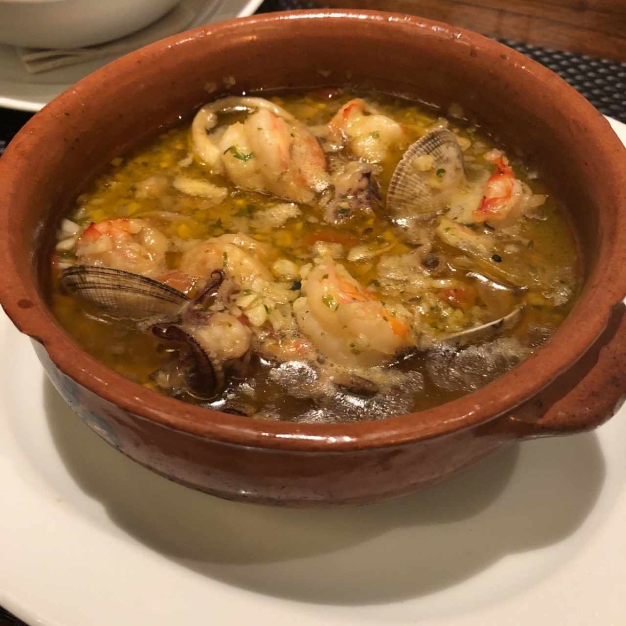 Mariscos al ajillo