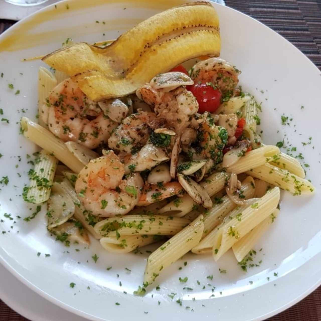 Pasta con langostinos al óleo