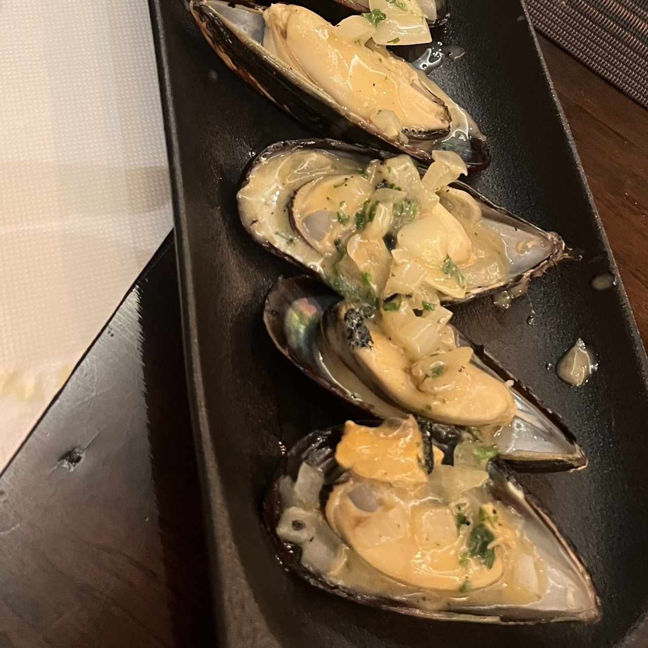 Mejillones flameados al Ron abuelo