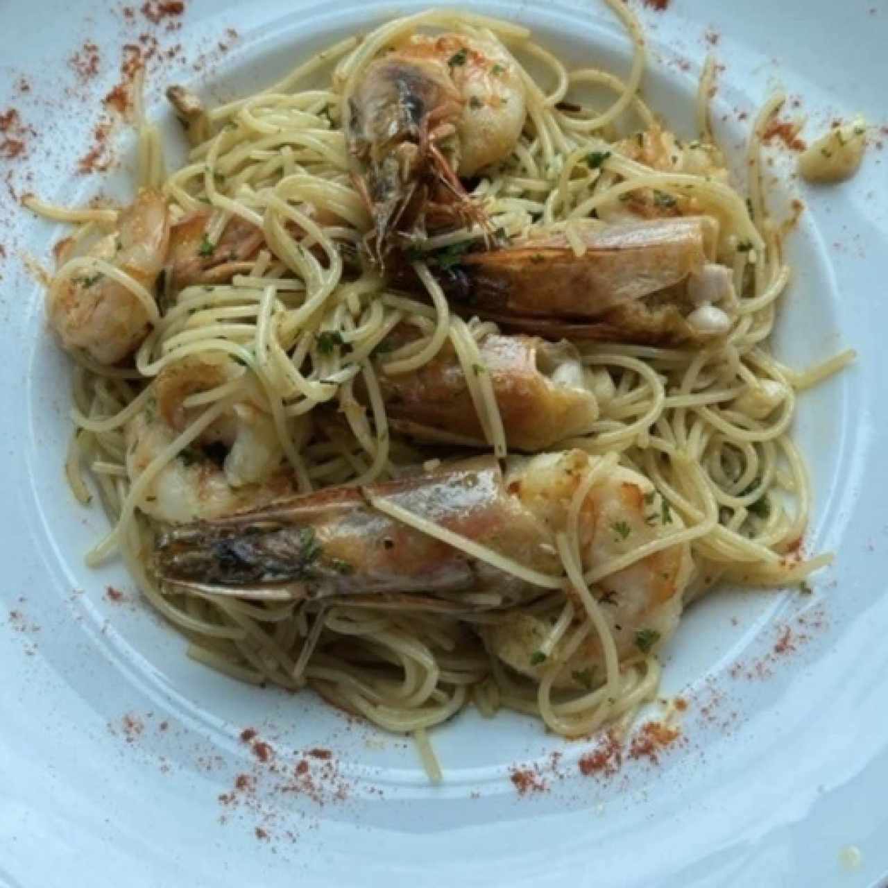 Pasta con langostinos al óleo