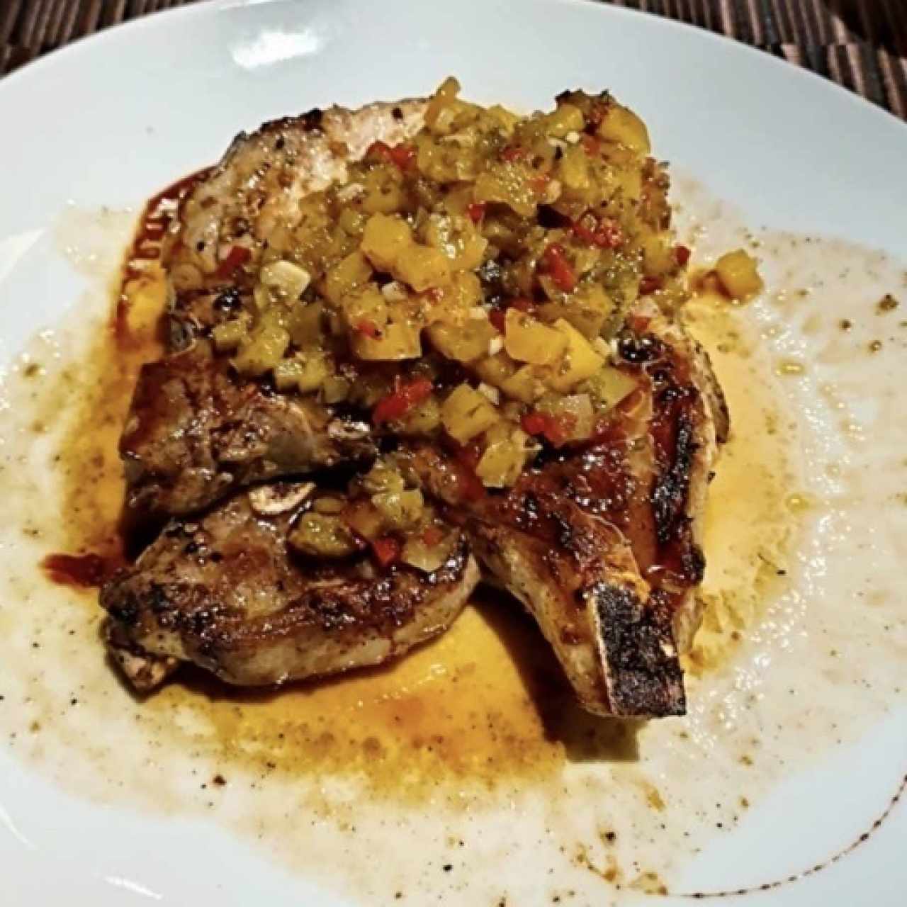 Chuleta de cerdo al carbón