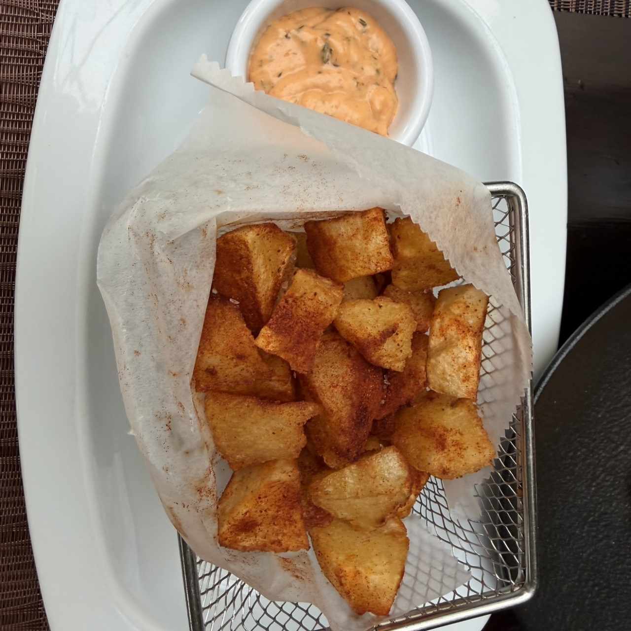 Papas bravas del chef