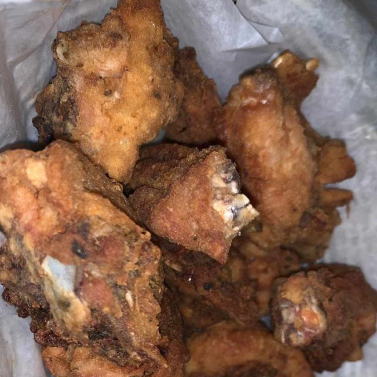 1/2 pollo frito en canasta