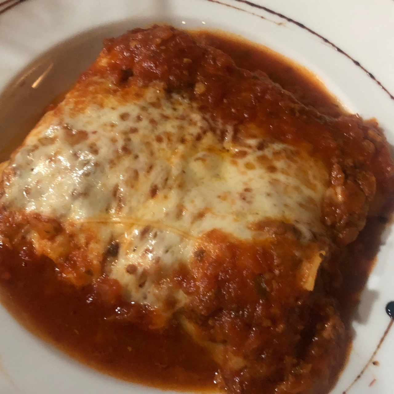 Lasagna de carne gratinada