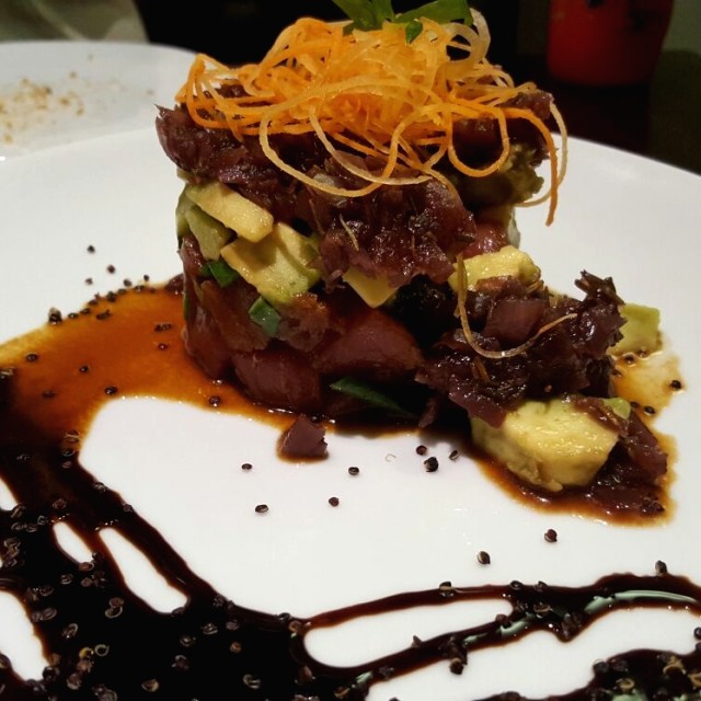 Entrantes fríos - Tuna tartare