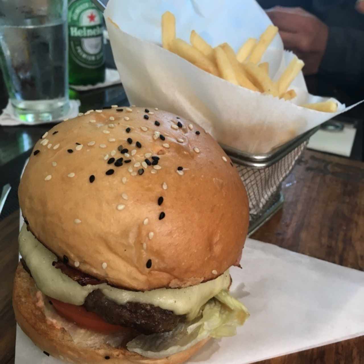 Hamburguesas - La Burger Madero