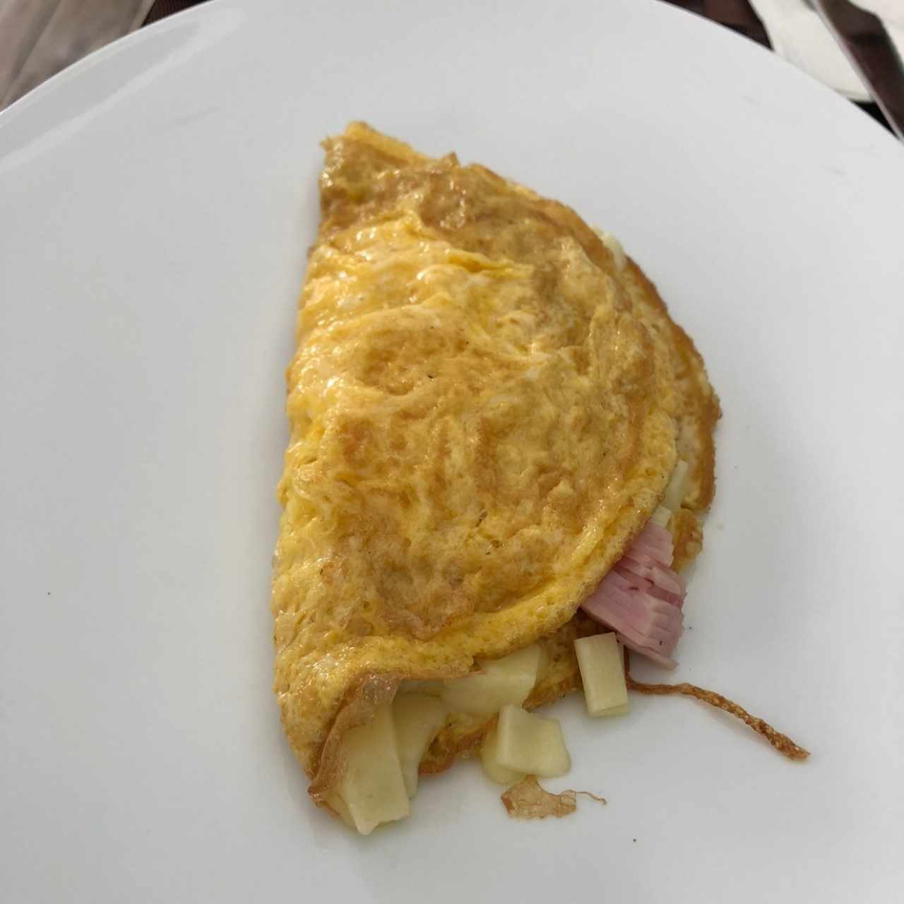 Omelette de jamón y queso