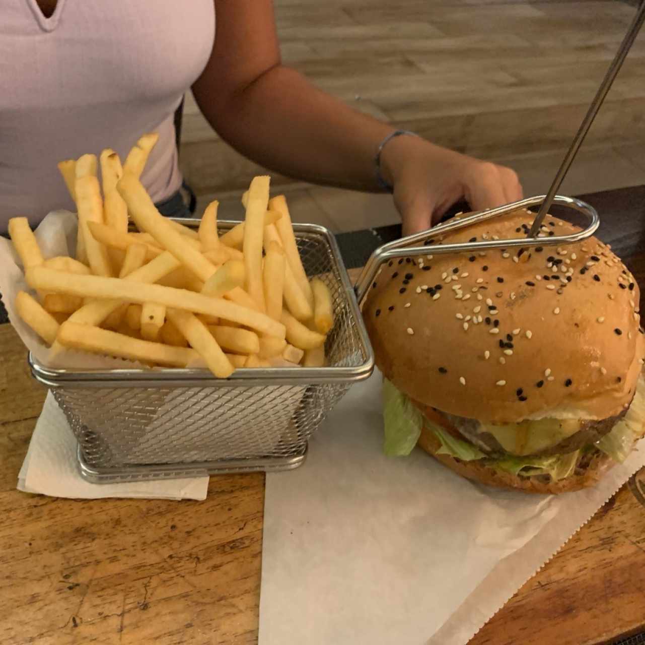 Hamburguesas - Nuestra cheese burger