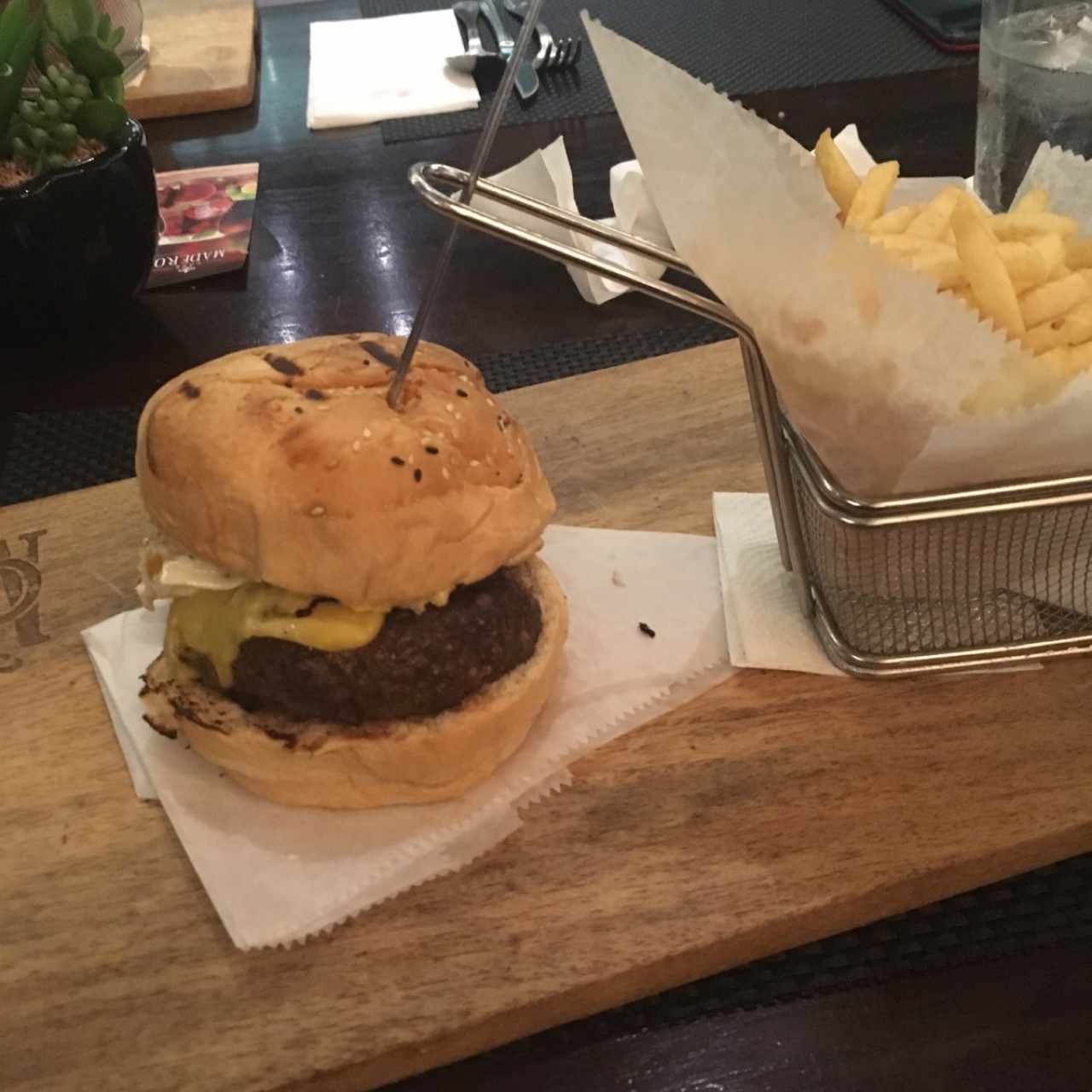 Hamburguesas - La burger Madero