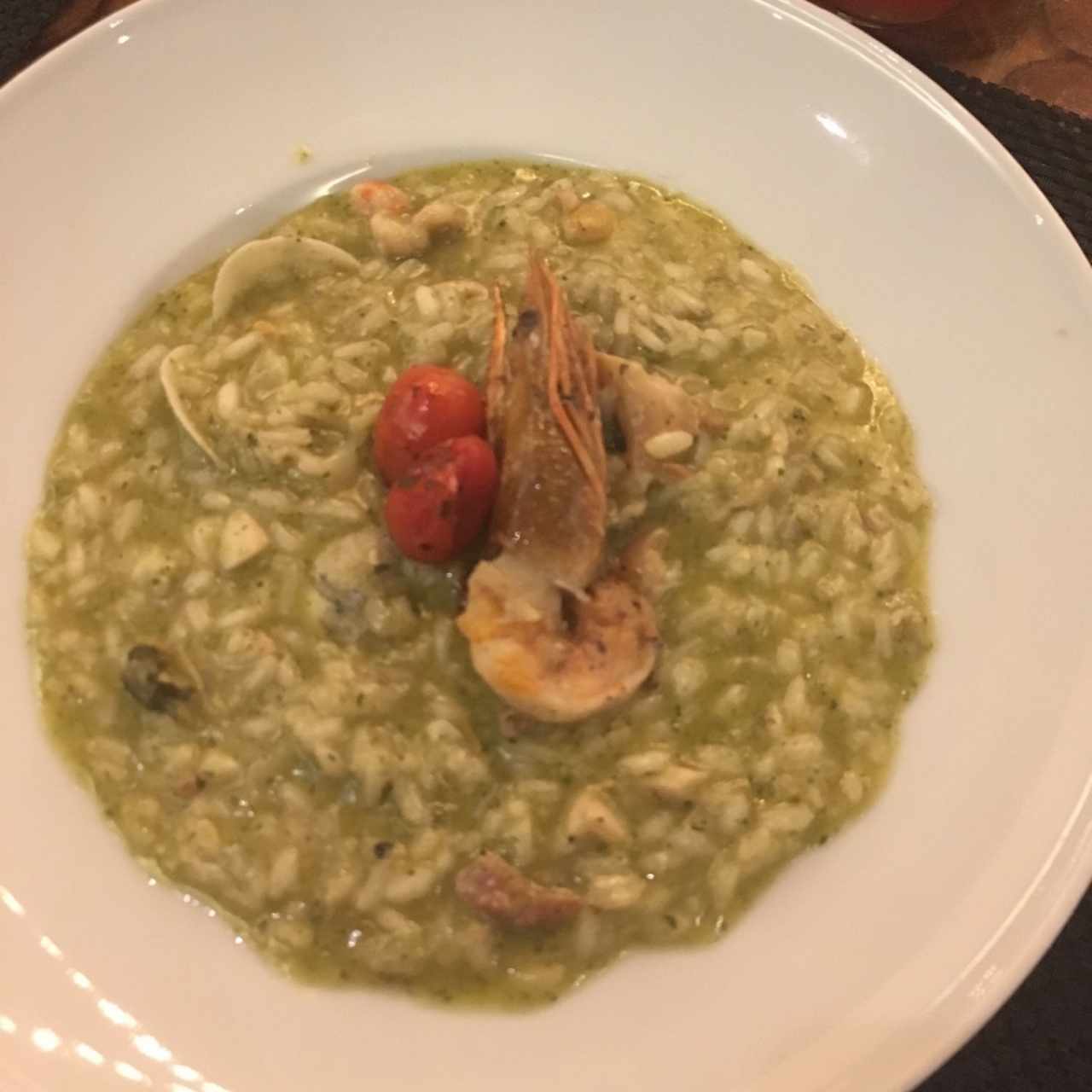Risotto frutti di mare en salsa verde