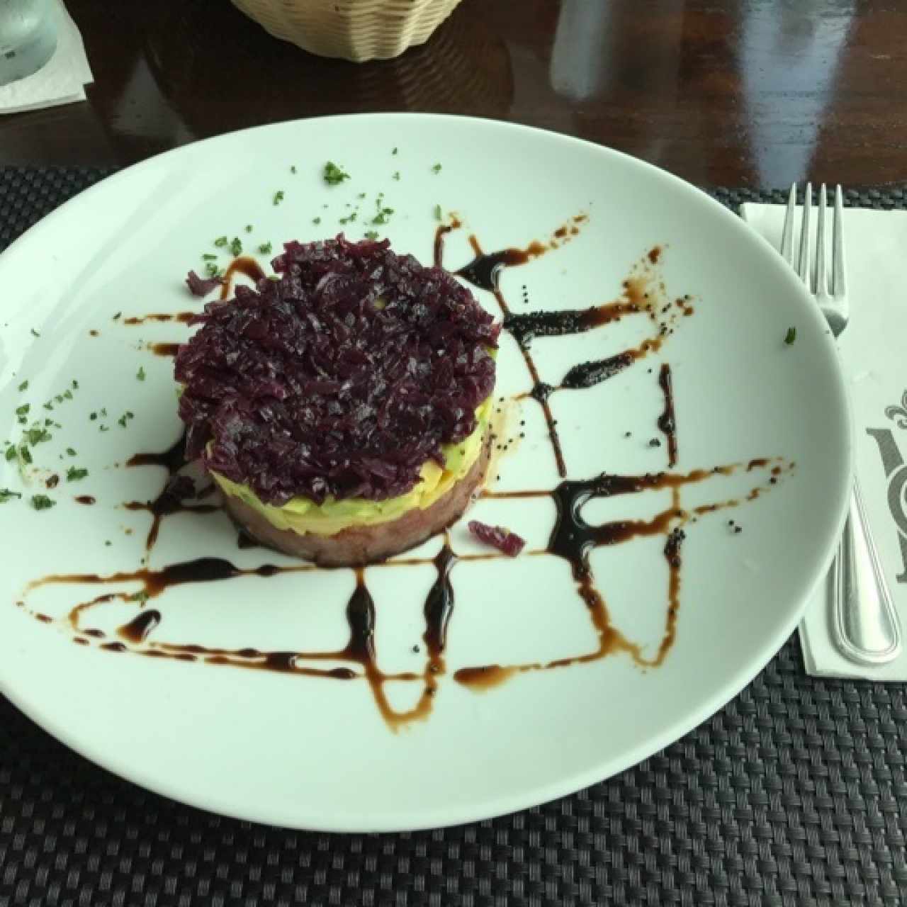 Entrantes fríos - Tuna tartare