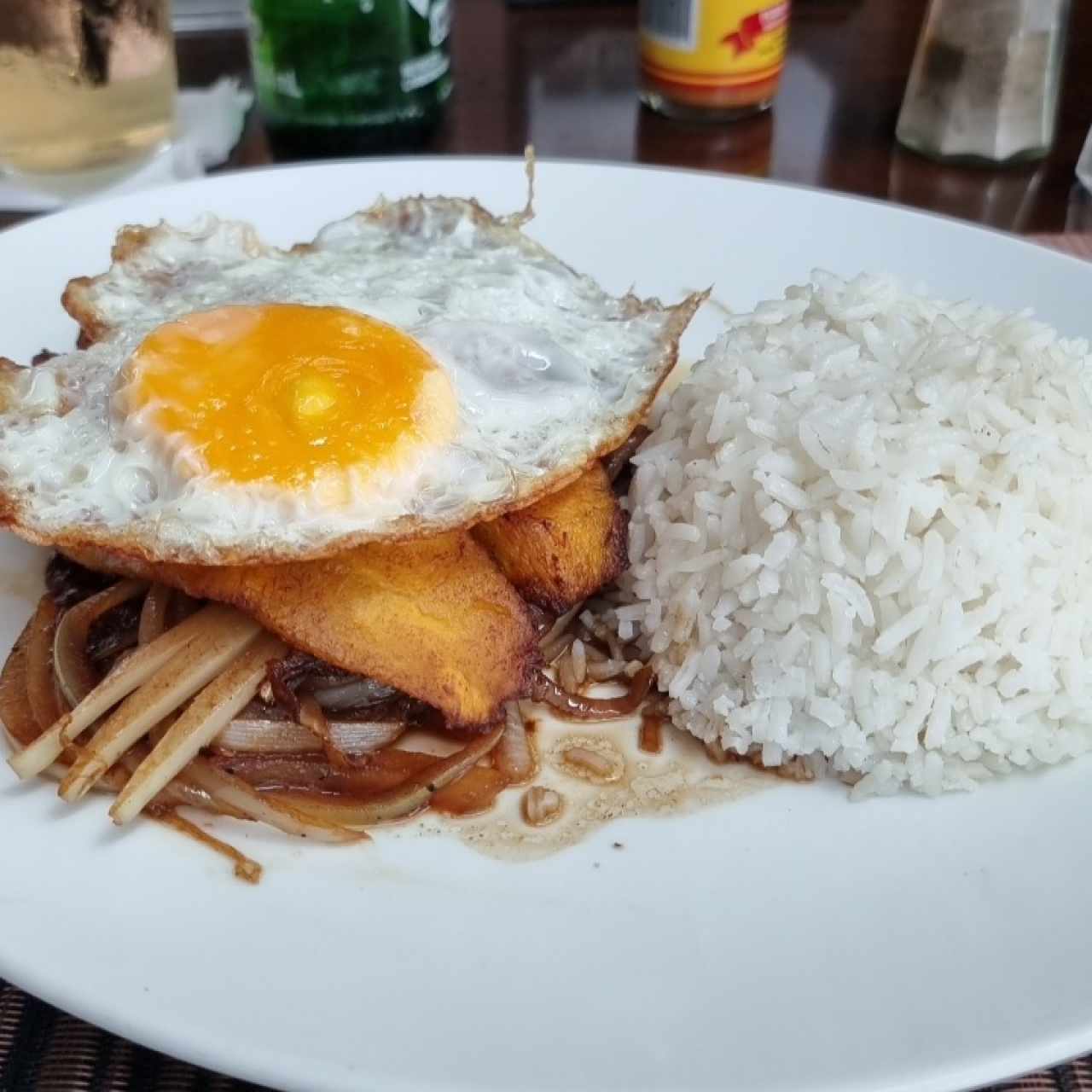 Filete de res a la cubana
